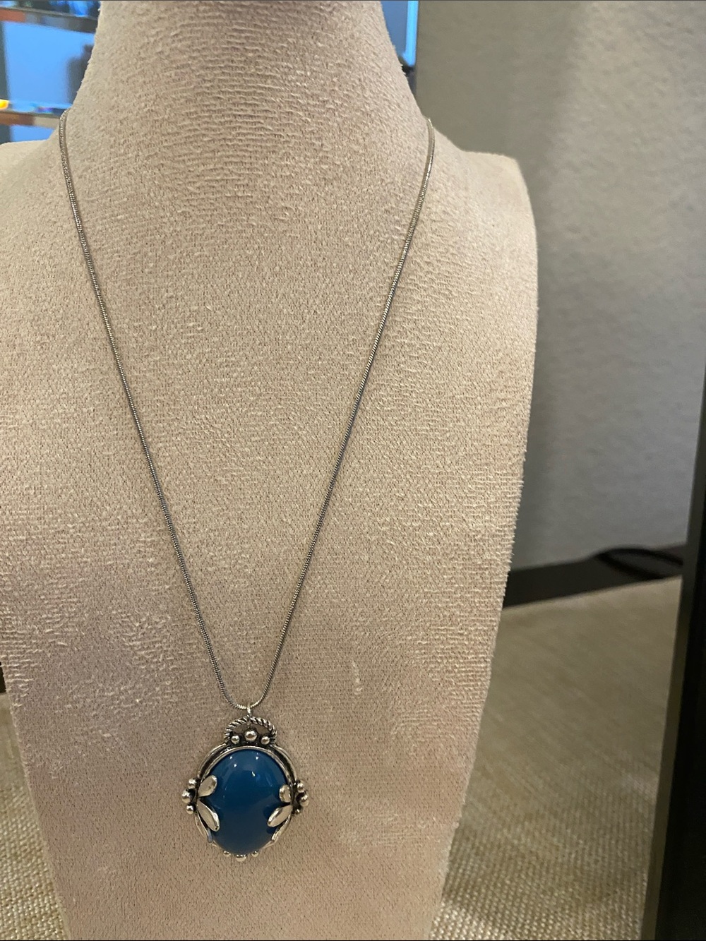 Blue Oval Stone Pendant Necklace - Women Jewelry